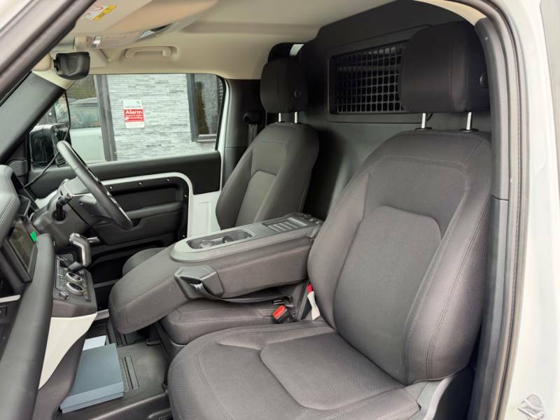 Land Rover Defender 3.0 D250 Hard Top 3 Seat - Bespoke Styling LL73WOC White #4