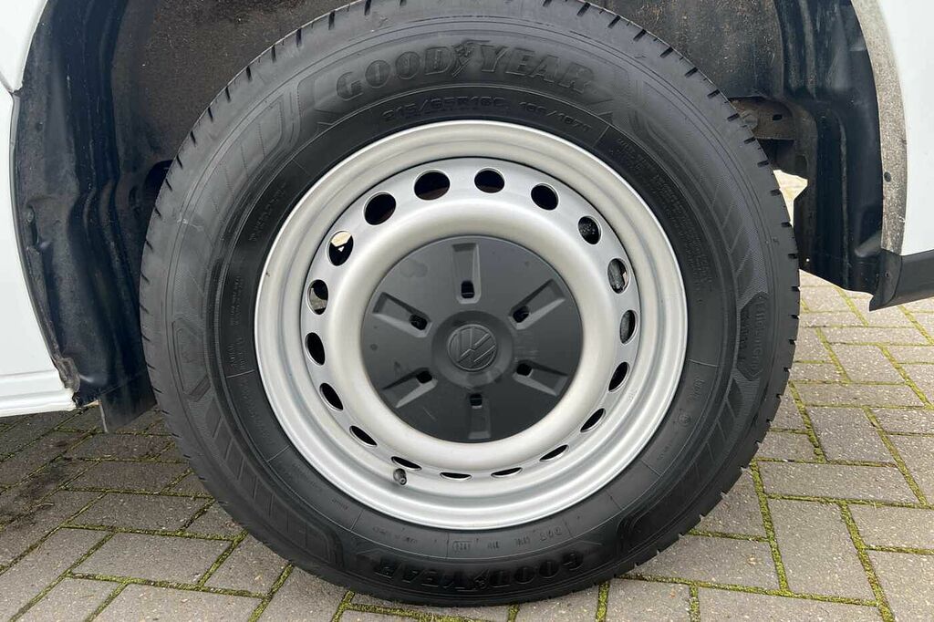 Volkswagen Transporter T28 Panel Van Commerce Plus Swb 150 Ps 2.0 Tdi 6Sp RF25GCK White #5