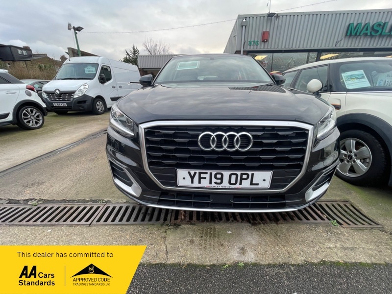Audi Q2 Tdi Se YF19OPL Black #2