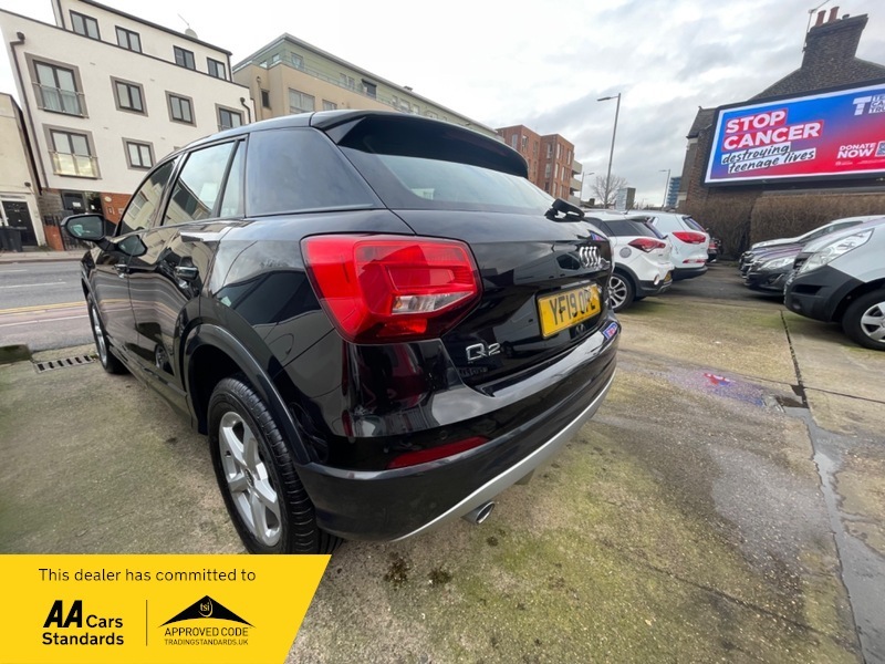 Audi Q2 Tdi Se YF19OPL Black #4