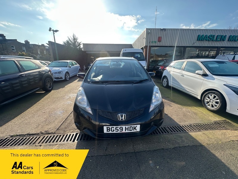 Honda Jazz I-vtec Es I-shift BG59HDK Black #4