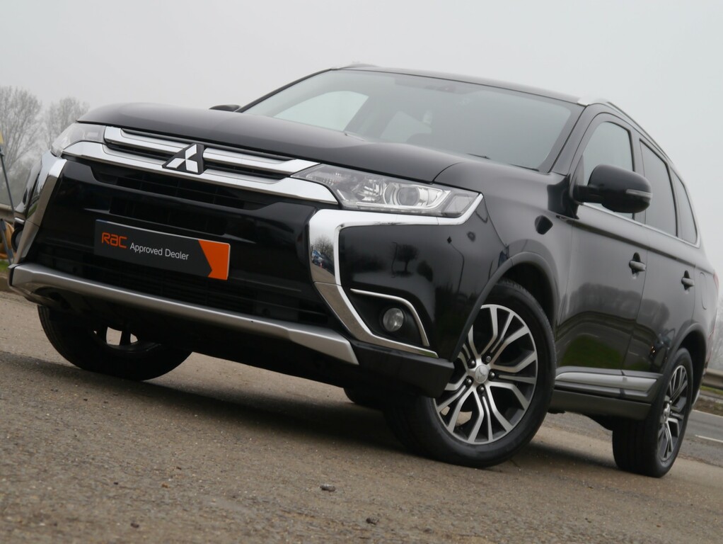 Mitsubishi Outlander 2.2 Di-d 3 4Wd  #4