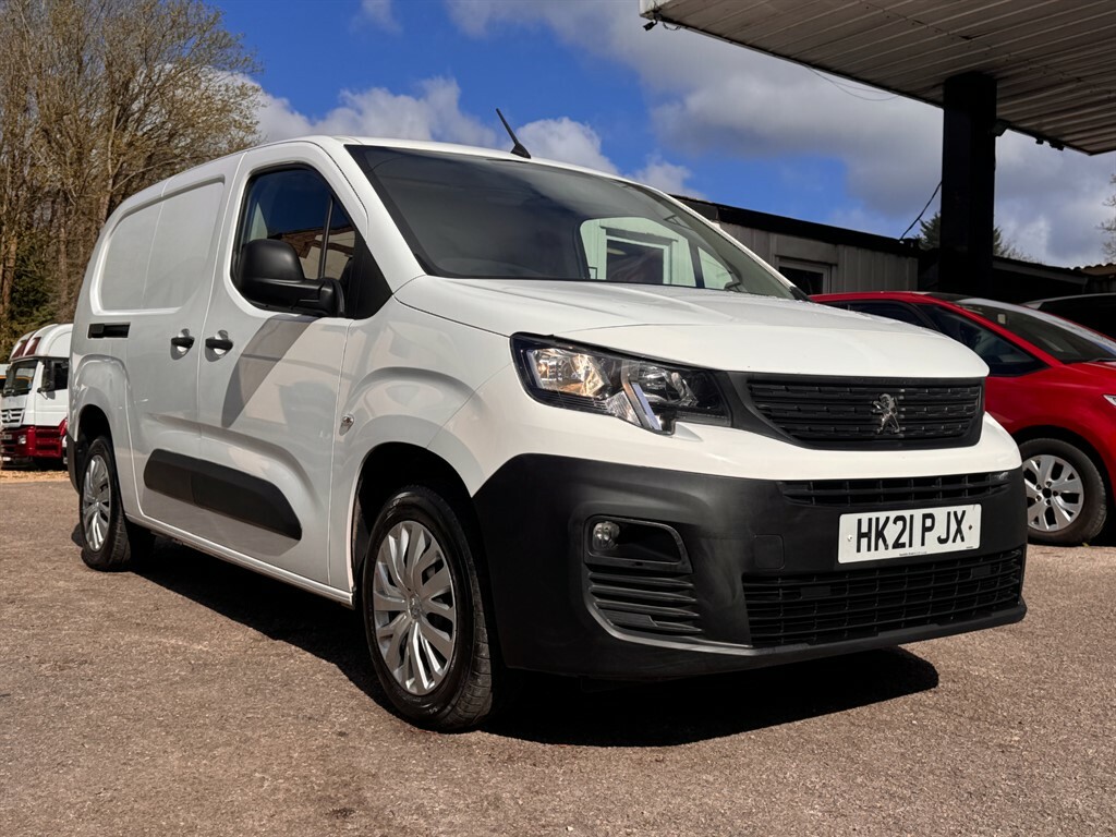 Peugeot Partner 1.5L Bluehdi Professional L2 White