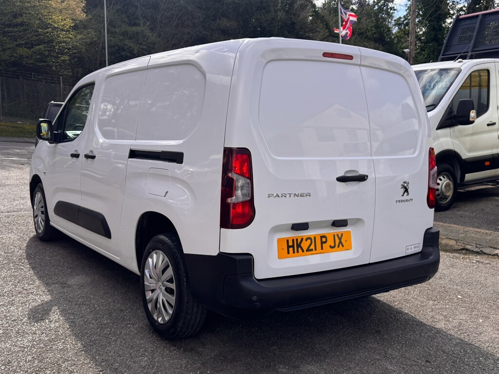 Peugeot Partner 1.5L Bluehdi Professional L2 HK21PJX White #5