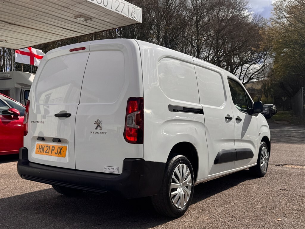 Peugeot Partner 1.5L Bluehdi Professional L2 HK21PJX White #4