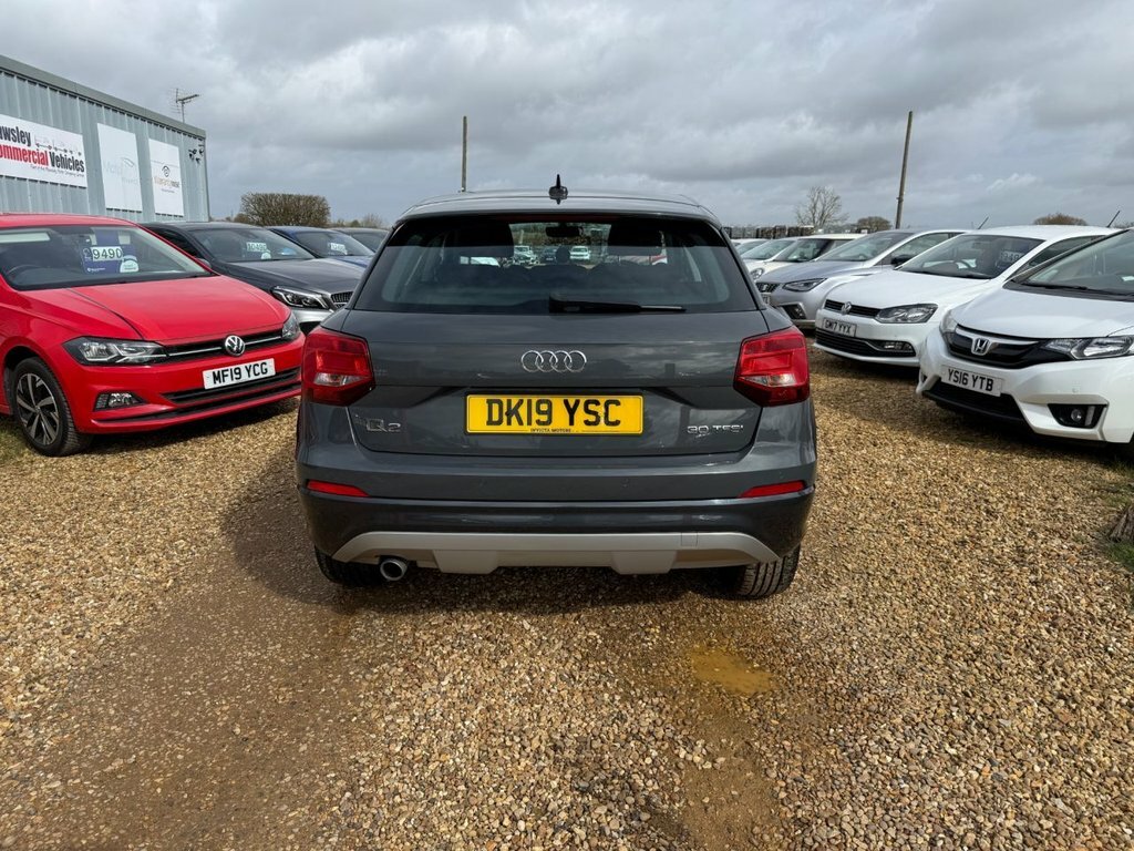 Audi Q2 1L Sport DK19YSC Grey #6