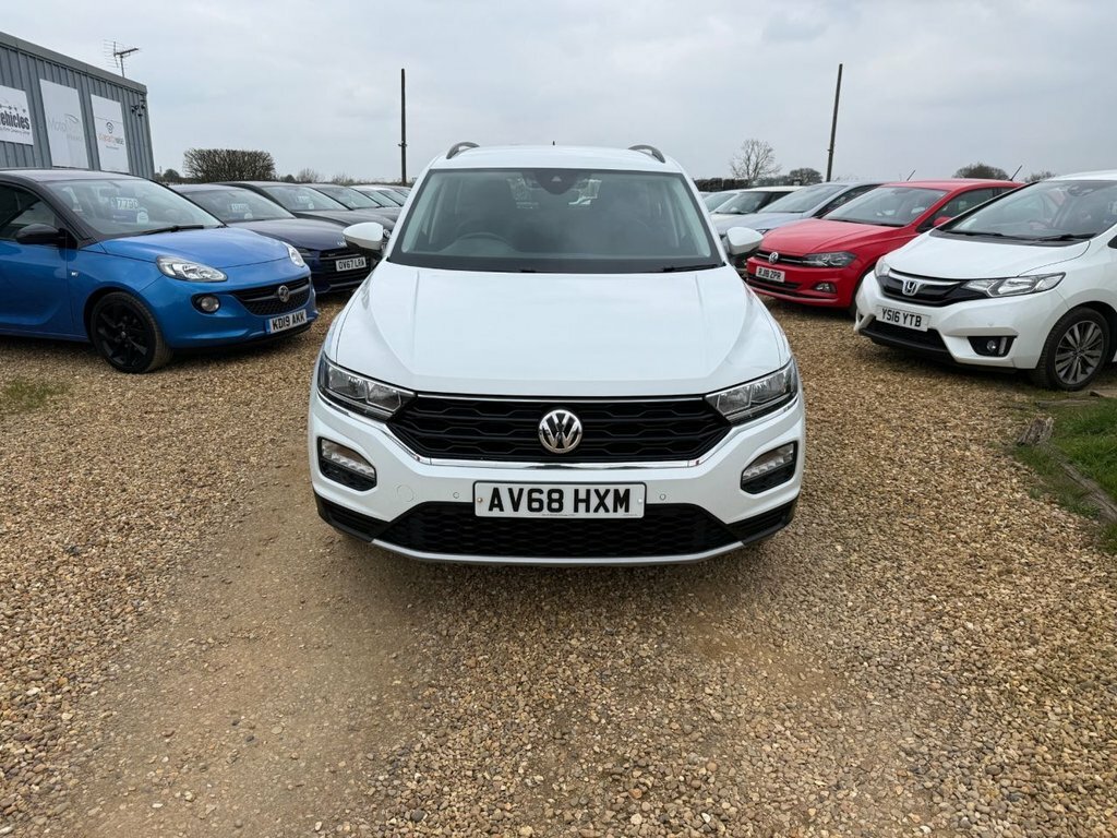 Volkswagen T-Roc 1.6L Se AV68HXM White #2