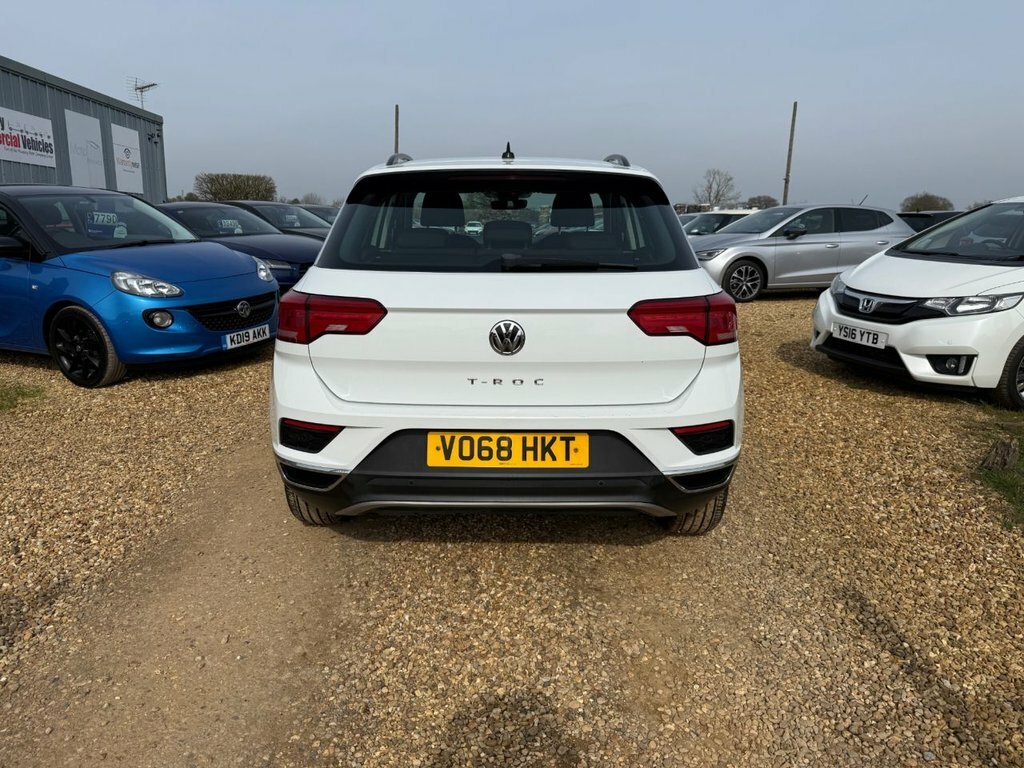 Volkswagen T-Roc 1.6L Se VO68HKT White #6