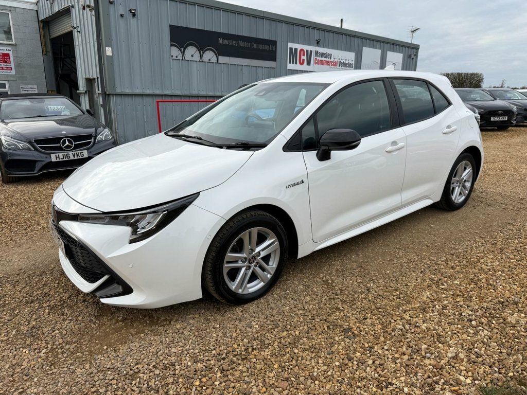 Toyota Corolla 1.8L Icon Tech NL71STX White