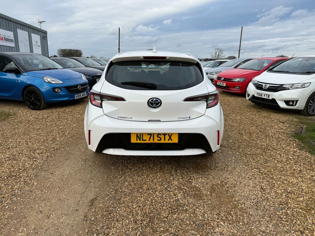 Toyota Corolla 1.8L Icon Tech NL71STX White #6