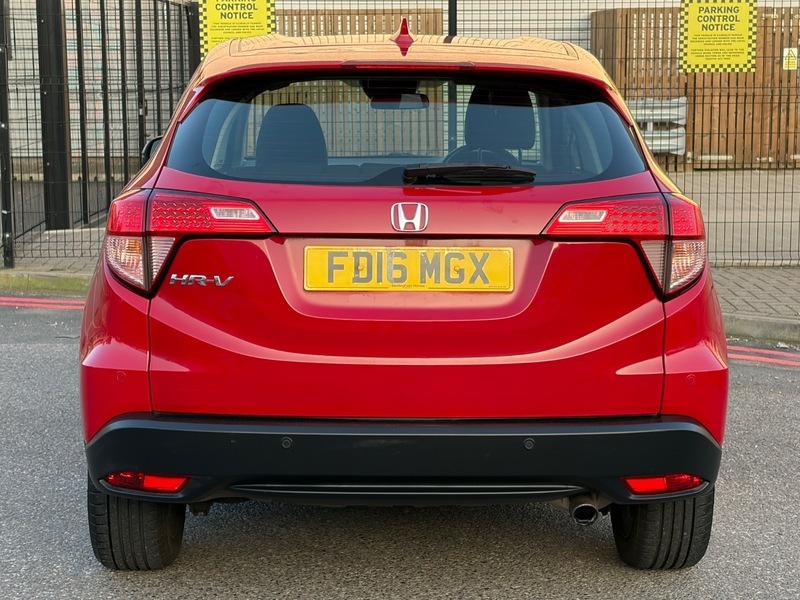 Honda Hr-V 1.5 I-vtec Se Suv Red #6