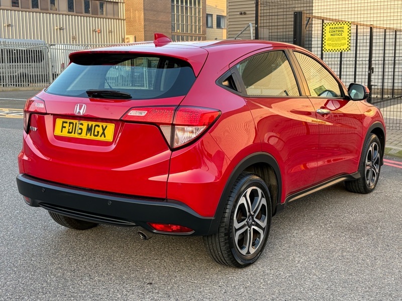 Honda Hr-V 1.5 I-vtec Se Suv Red #4