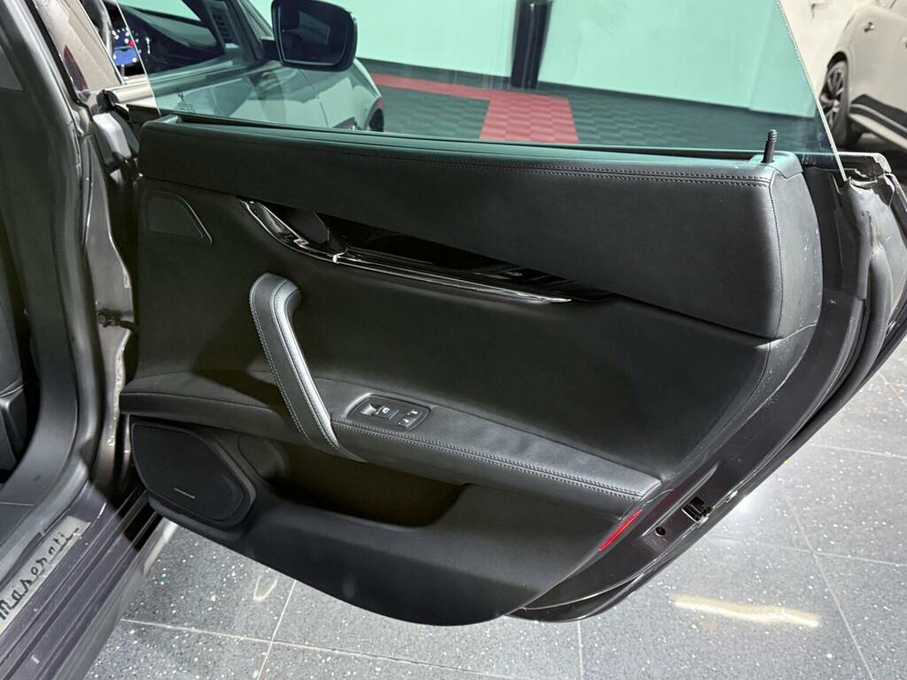 Maserati Quattroporte Dv6 Black #62