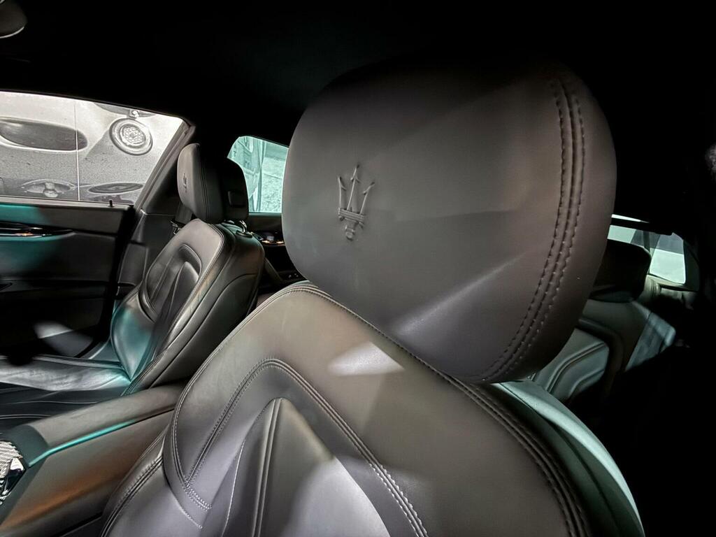 Maserati Quattroporte Dv6 Black #9
