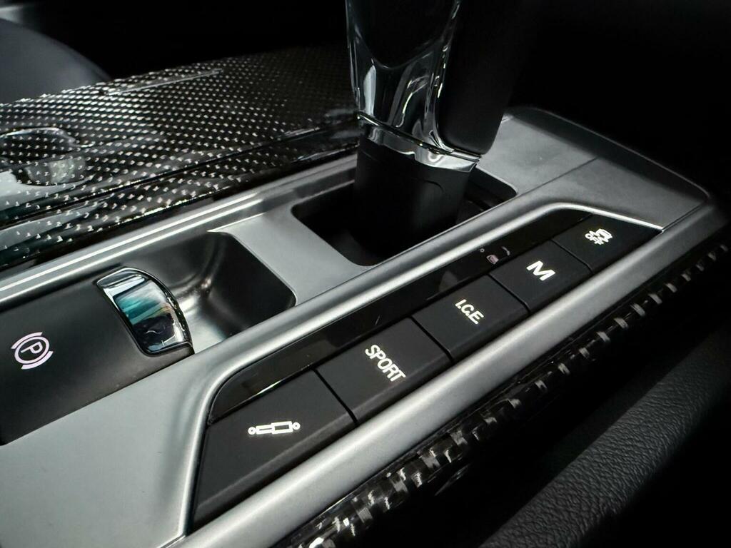 Maserati Quattroporte Dv6 Black #37