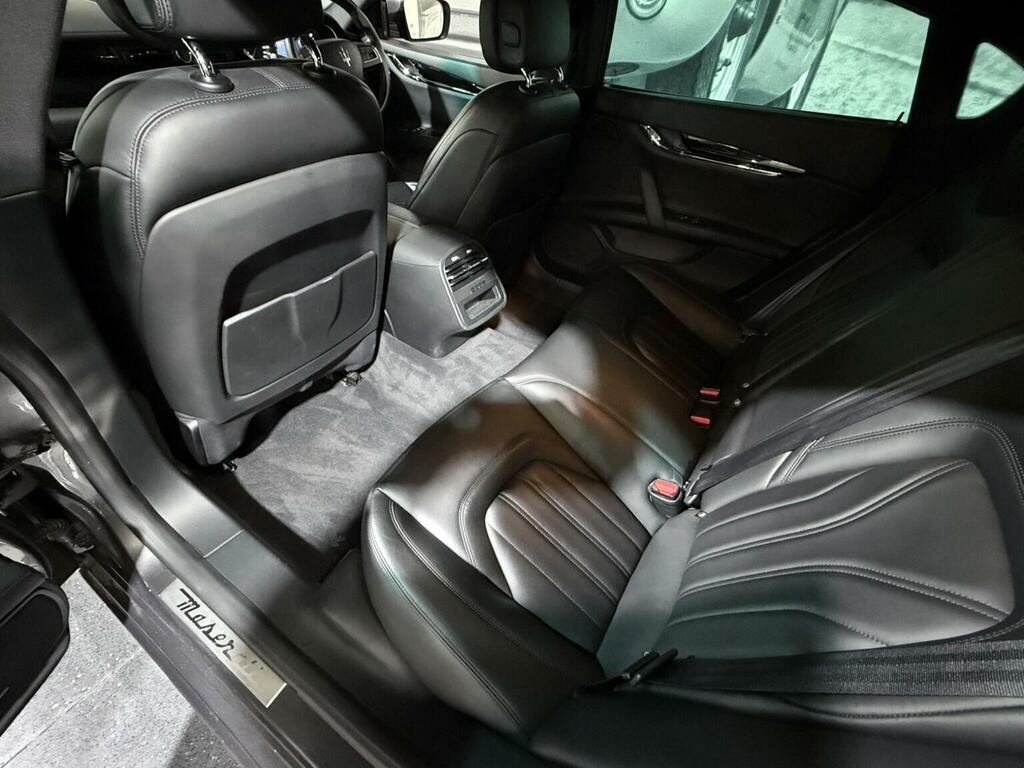 Maserati Quattroporte Dv6 Black #15