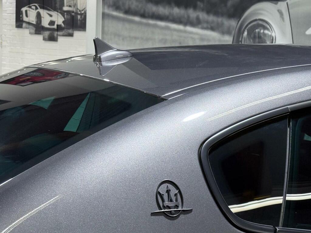 Maserati Quattroporte Dv6 Black #33