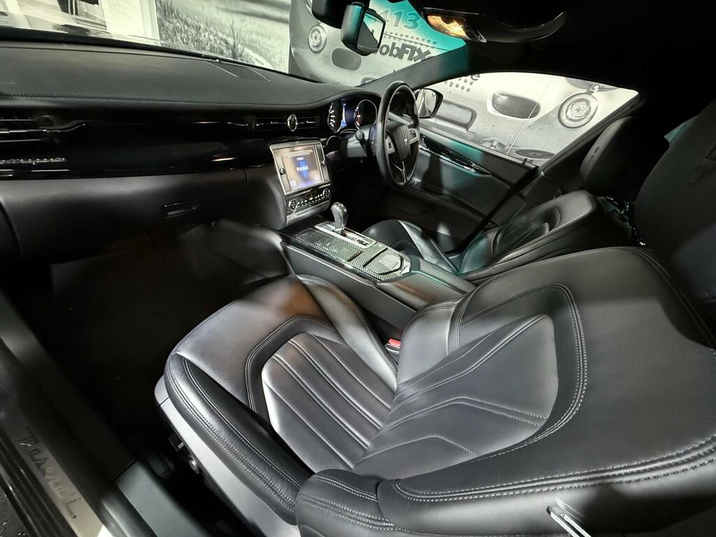 Maserati Quattroporte Dv6 Black #2