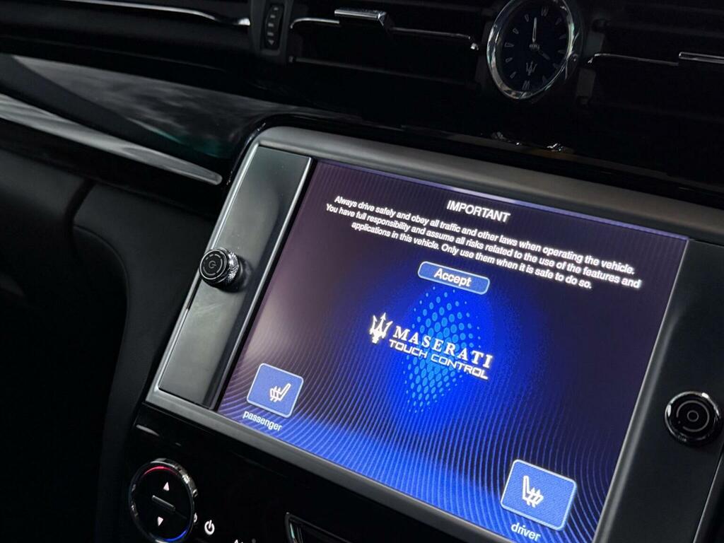 Maserati Quattroporte Dv6 Black #57