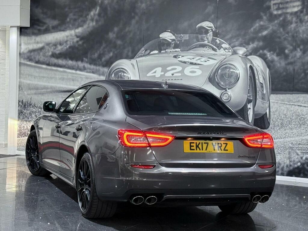 Maserati Quattroporte Dv6 Black #30