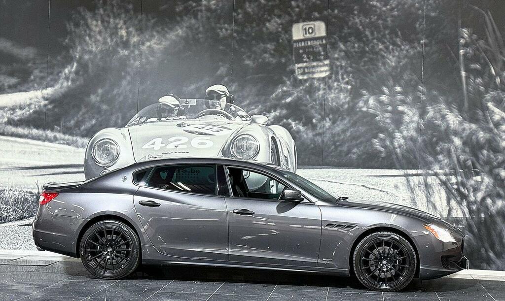 Maserati Quattroporte Dv6 Black #4