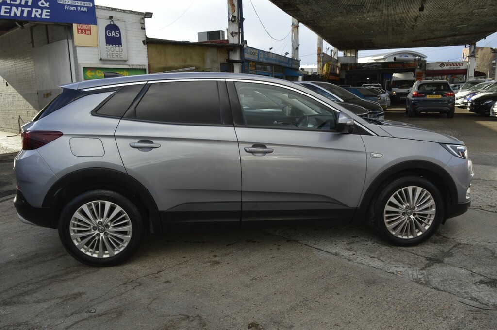 Vauxhall Grandland X Suv 1.2 Turbo Sport Nav 2018 Grey #6