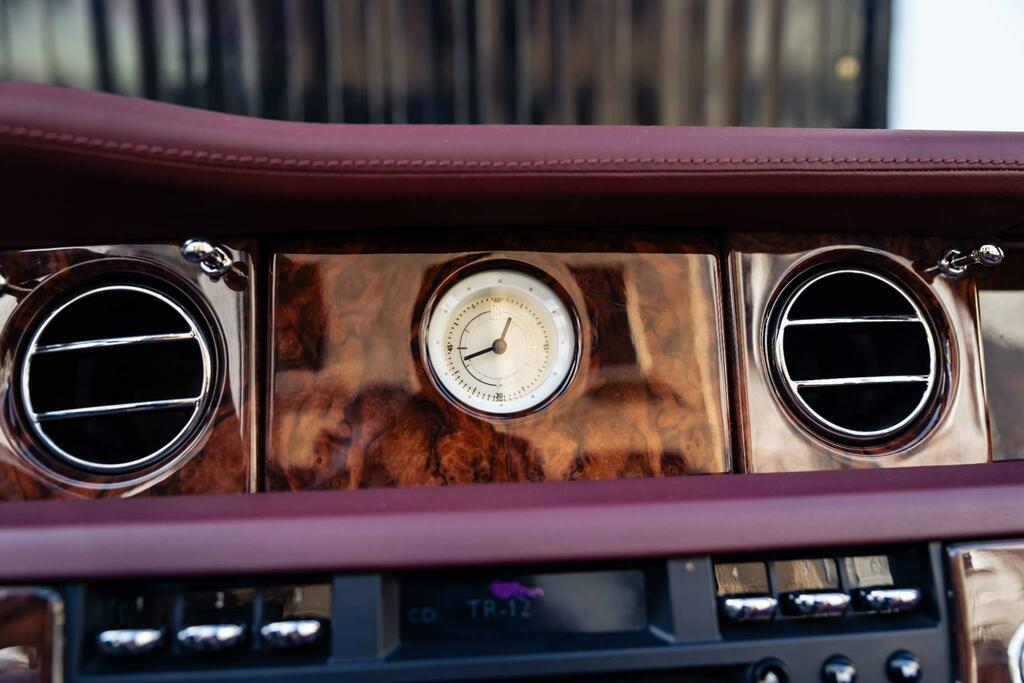 Rolls-Royce Phantom 6.7 V12drophead Coupe Euro 4 Silver #24