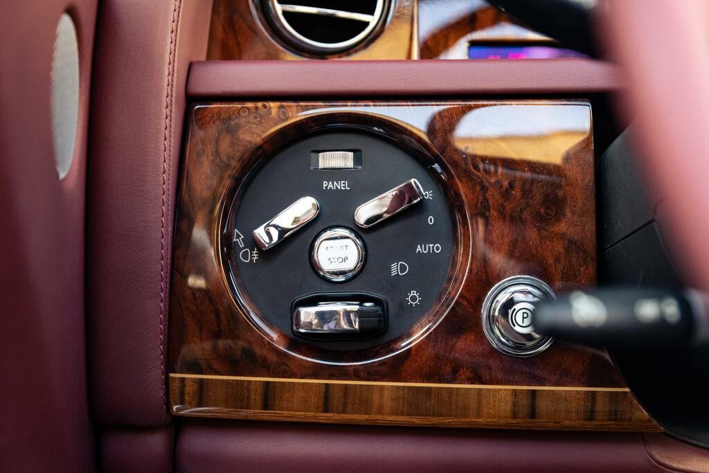 Rolls-Royce Phantom 6.7 V12drophead Coupe Euro 4 Silver #33