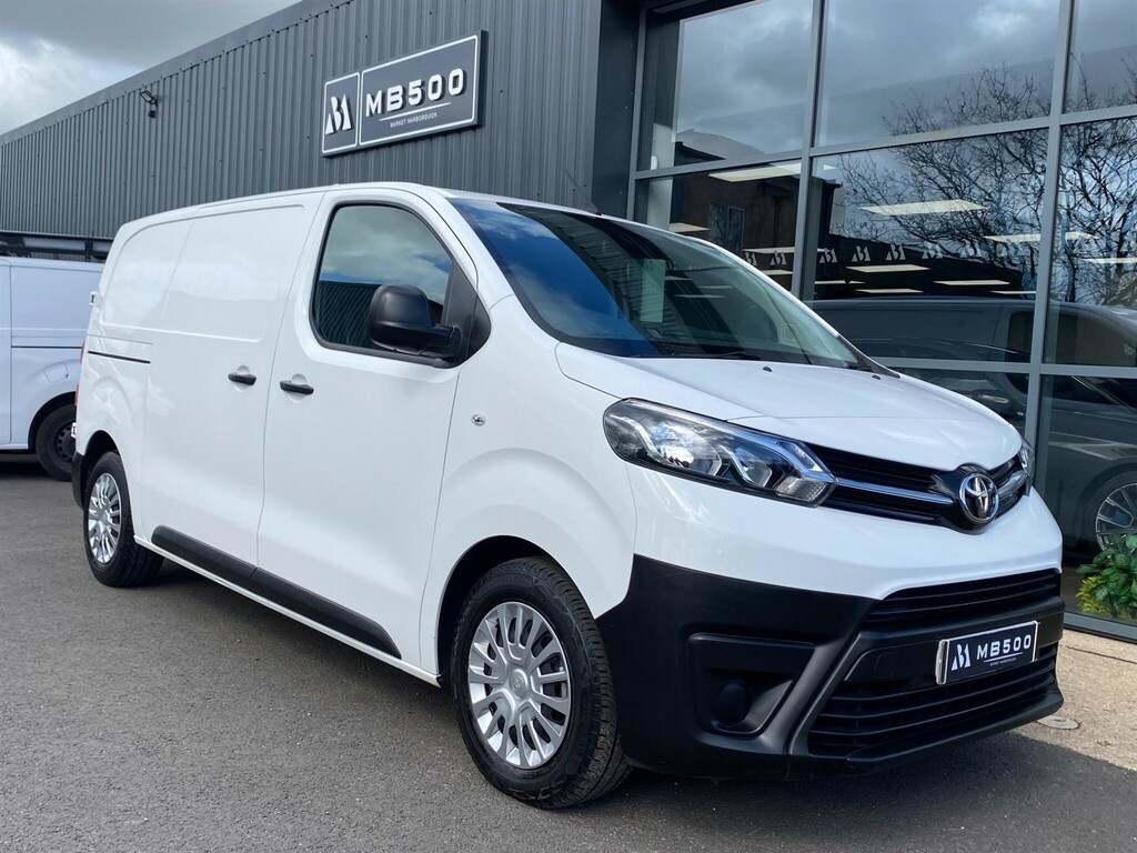 Toyota PROACE 1.5D Icon Medium Panel Van Mwb Euro 6 Ss 6Dr 
