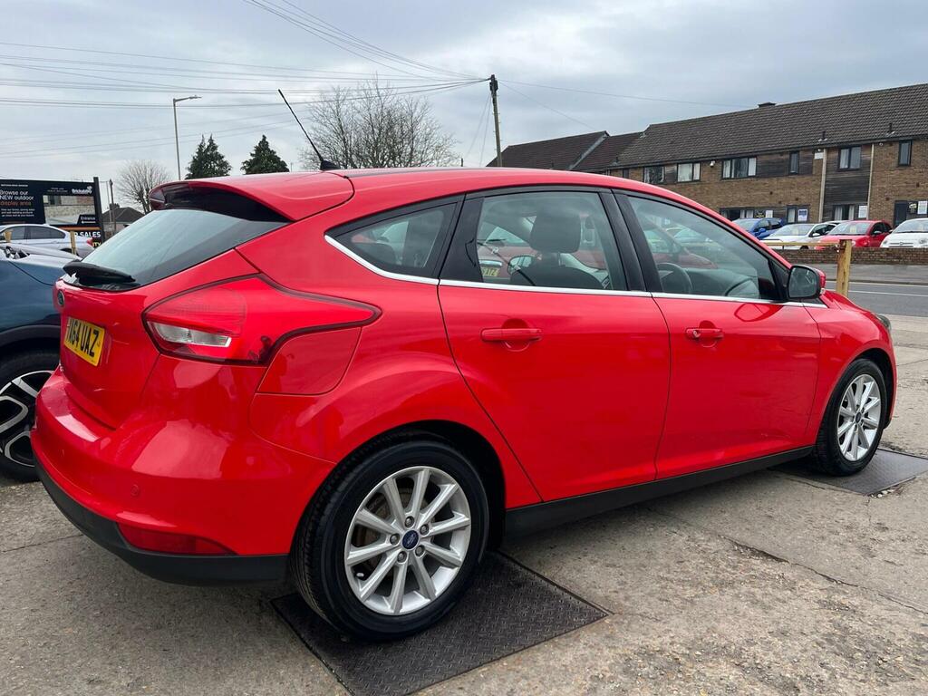 Ford Focus 1.6 Tdci Titanium Euro 5 Ss YA64UAZ Red #6