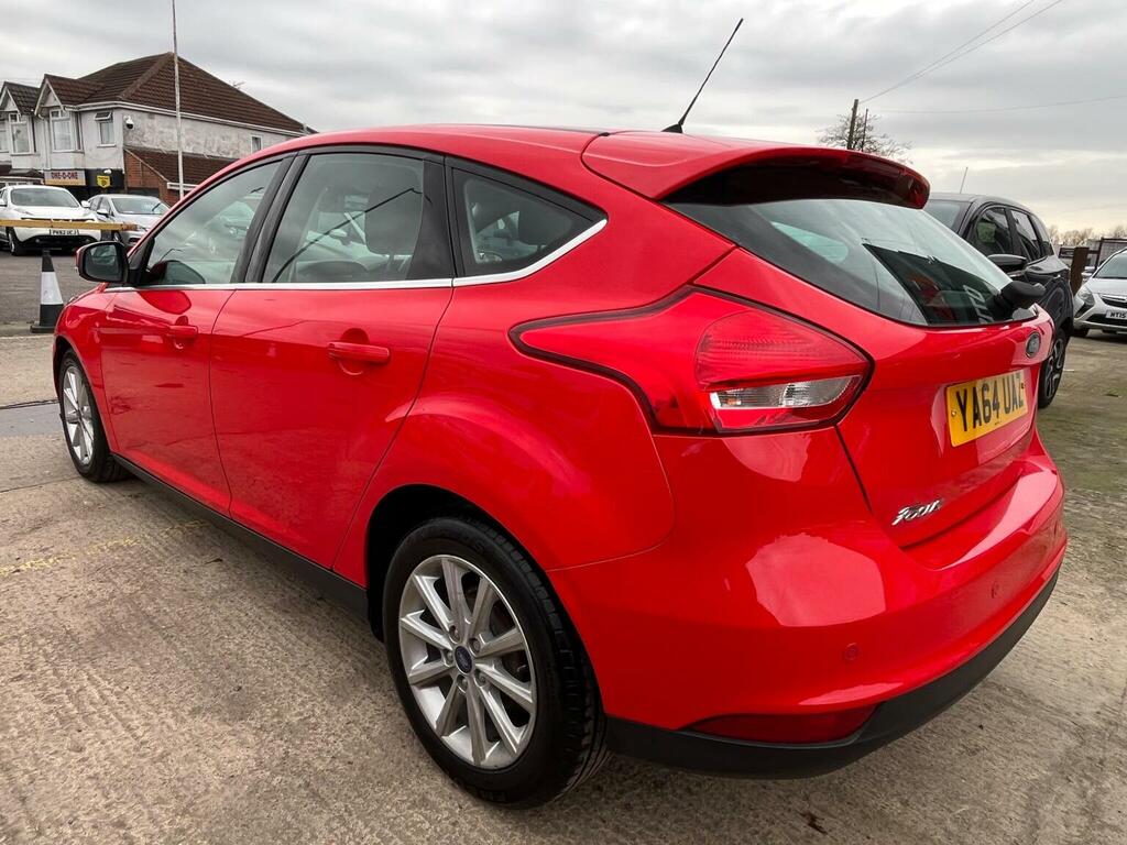 Ford Focus 1.6 Tdci Titanium Euro 5 Ss YA64UAZ Red #2