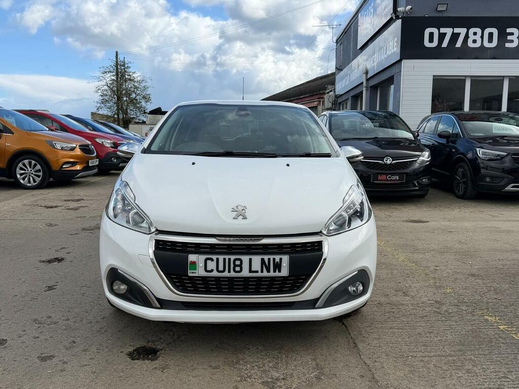 Peugeot 208 1.2 Puretech Allure Euro 6 Ss CU18LNW White #3