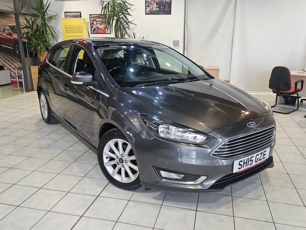 Ford Focus Hatchback 1.6 Tdci Titaniummb 201515 Grey
