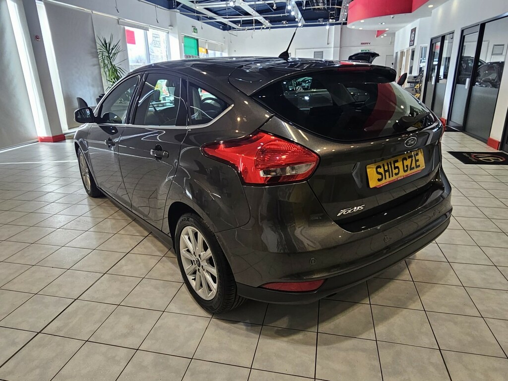 Ford Focus Hatchback 1.6 Tdci Titaniummb 201515 SH15GZE Grey #5