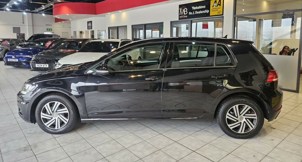 Volkswagen Golf Hatchback 1.0 Tsi S 201919 GD19WZO Black #4