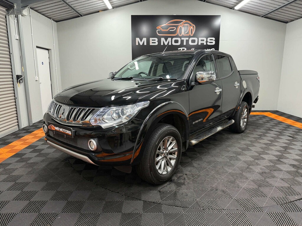 Mitsubishi L200 Barbarian Double Cab Di-d 4Wd PO66KRN Black #3