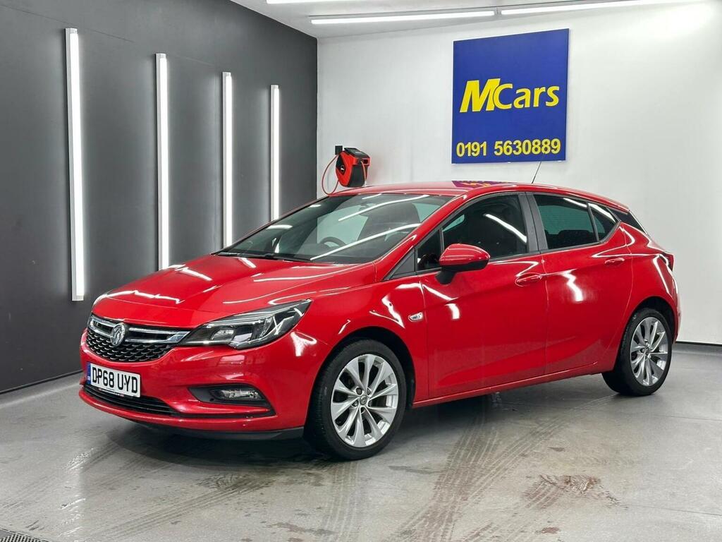 Vauxhall Astra Hatchback 1.0I Turbo Ecotec Design Euro 6 Ss DP68UYD Red #2