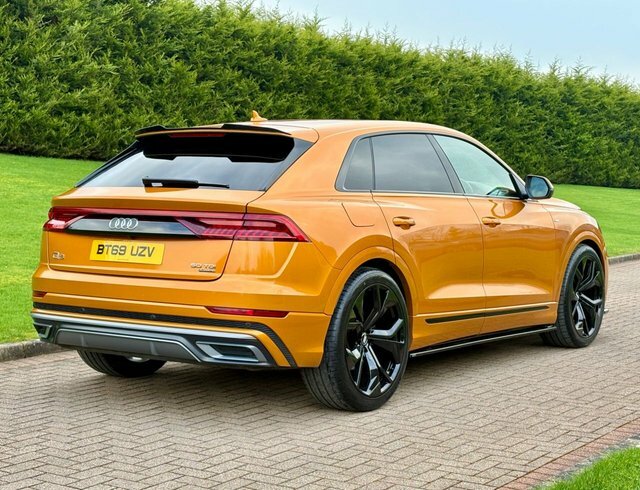 Audi Q8 3.0 Tdi V6 50 BT69UZV Orange #3