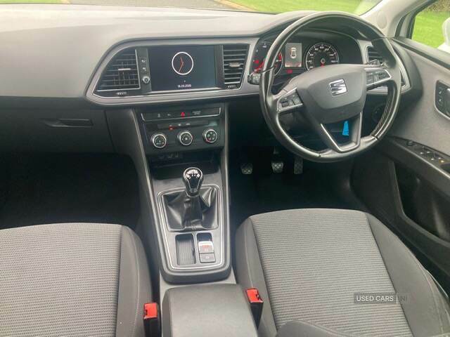 Seat Leon 1.6 Tdi Se Dynamic Ez KR20EFN White #4