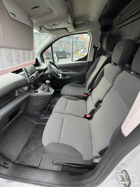Peugeot Partner 1000 1.5 Bluehdi 100 Professional Premium Van MD23UGL White #5