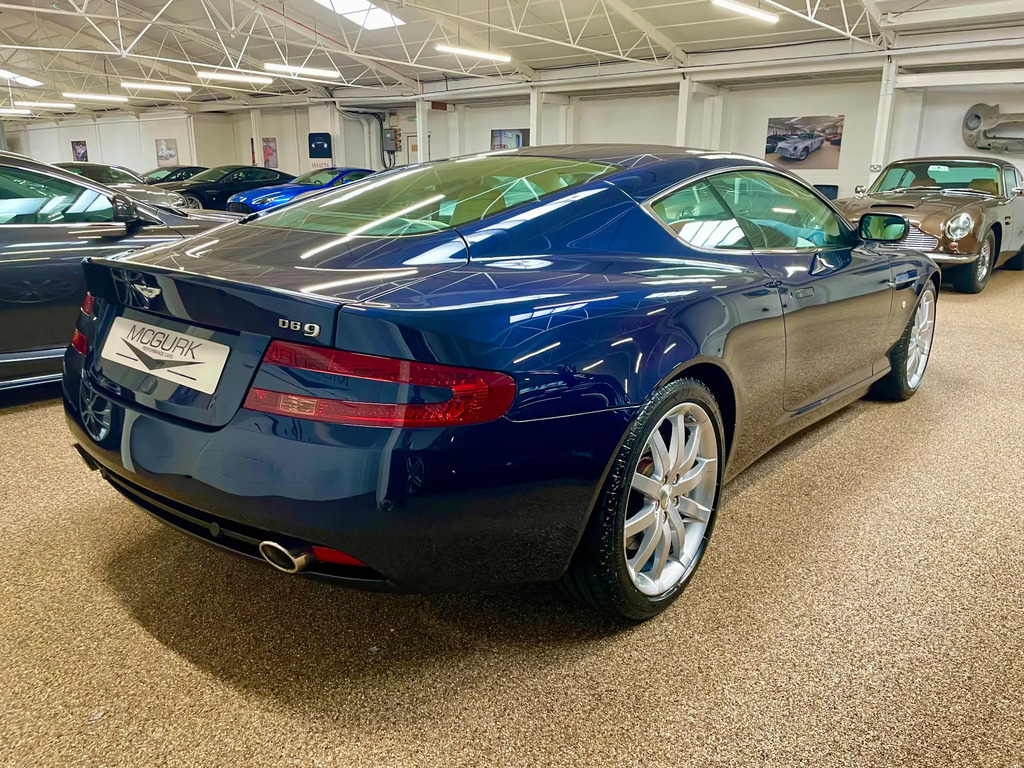 Aston Martin DB9   #3