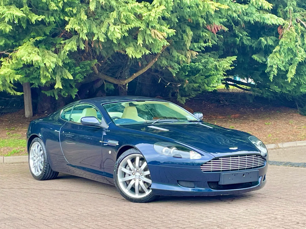Aston Martin DB9 Coupe 5.9 V12 Silver #9