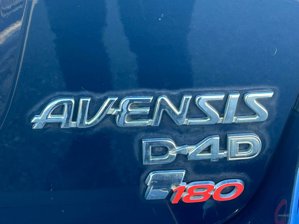 Toyota Avensis 2.2 D-4d T180 Blue #4