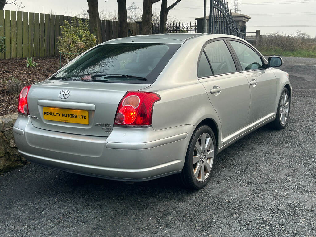 Toyota Avensis 2.0 D-4d Tr SW08EXV Silver #3