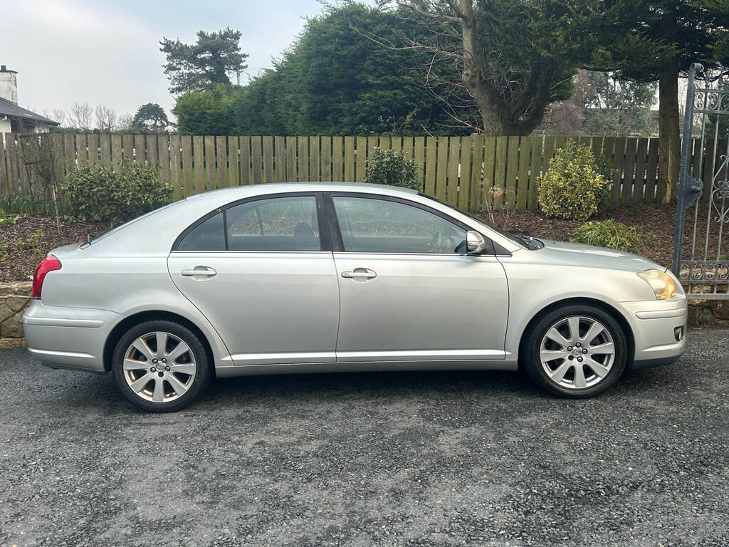 Toyota Avensis 2.0 D-4d Tr SW08EXV Silver #2
