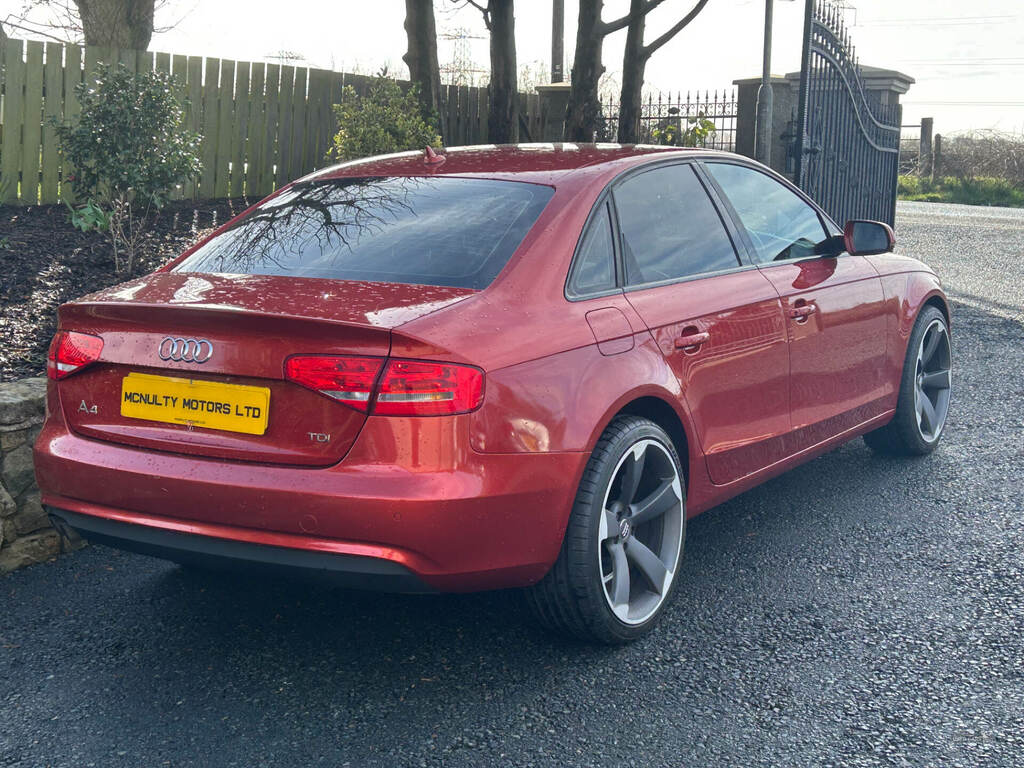 Audi A4 2.0 Tdi 143 Se Technik Multitronic Red #3