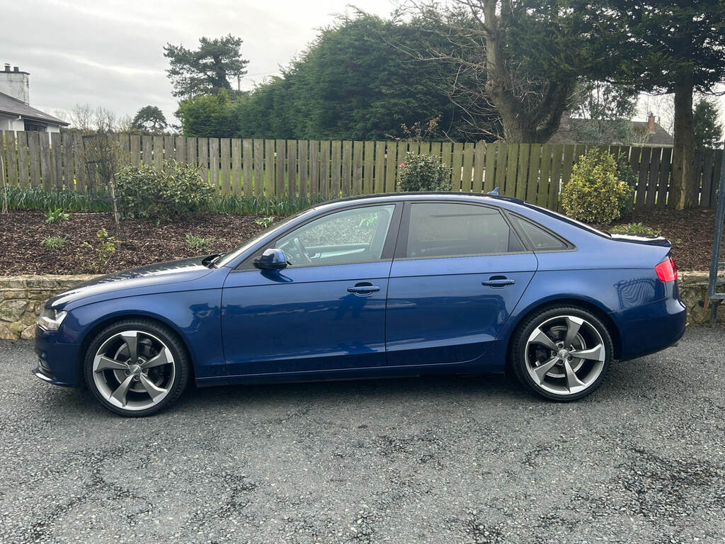 Audi A4 2.0 Tdie Se Technik KY64MJX Blue #5
