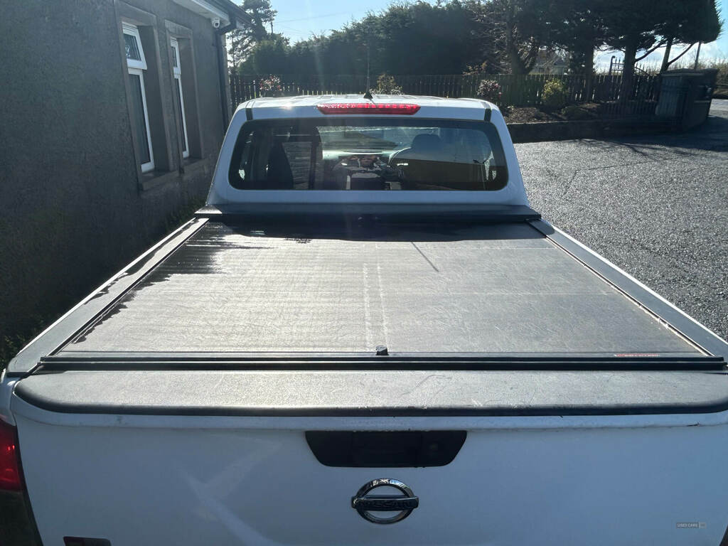 Nissan Navara Double Cab Pick Up Acenta 2.3Dci 163 4Wd FH19VCY White #5