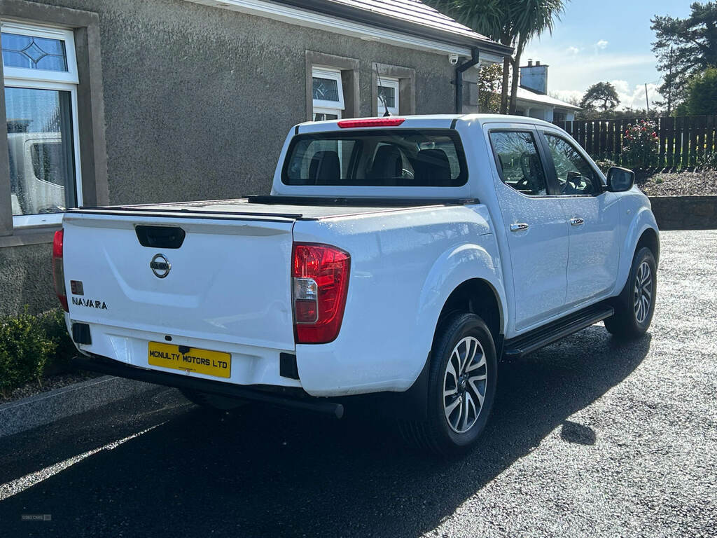 Nissan Navara Double Cab Pick Up Acenta 2.3Dci 163 4Wd FH19VCY White #3