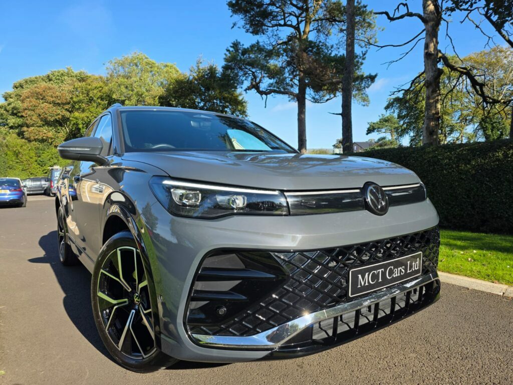 Volkswagen Tiguan 1.5 Etsi 150 R-line Dsg 1 Owner Camera Heated 